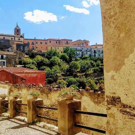 Le Origini Casa In Borgo Tipico Lucano Trivigno Kültér fotó